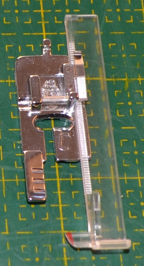 HUSQVARNA/VIKING Adjustable Buttonhole Foot C Category 5 Snap on (Pr